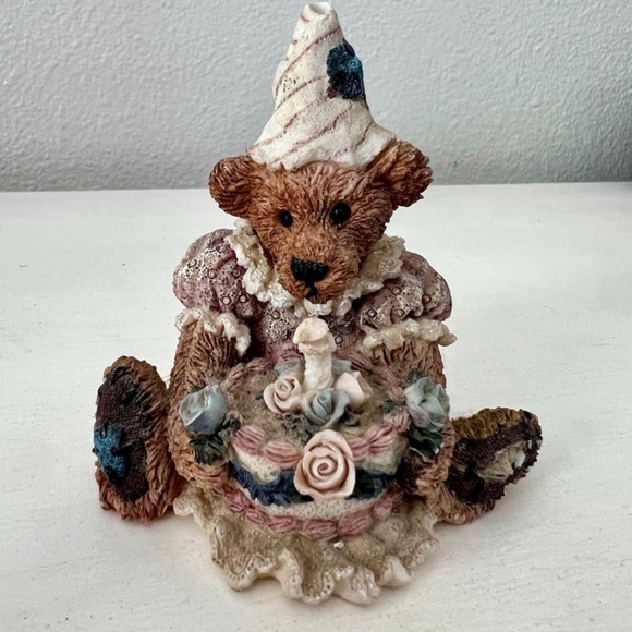 Baileys Birthday Figure Boyds Bears - Picture 1 of 1